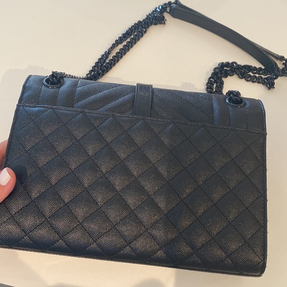 Saint Laurent - Picture 5 of 8